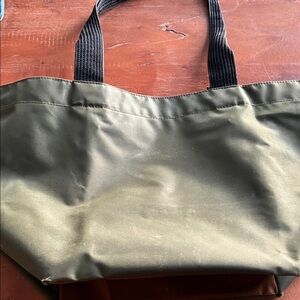 Olive Green Women's Tote Bag - Classic Everyday Carry